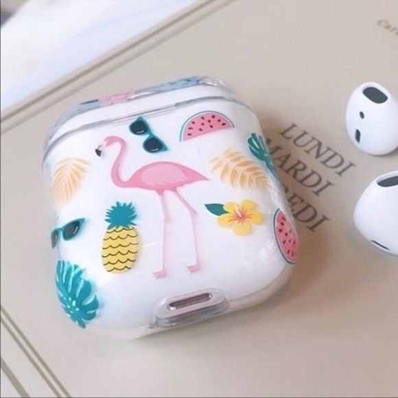 AirPod hard case flamingo pattern - Picture 3 of 7